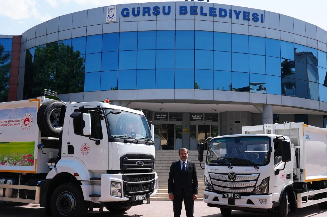 Çevre Bakanlığı’ndan Gürsu’ya hibe araç desteği