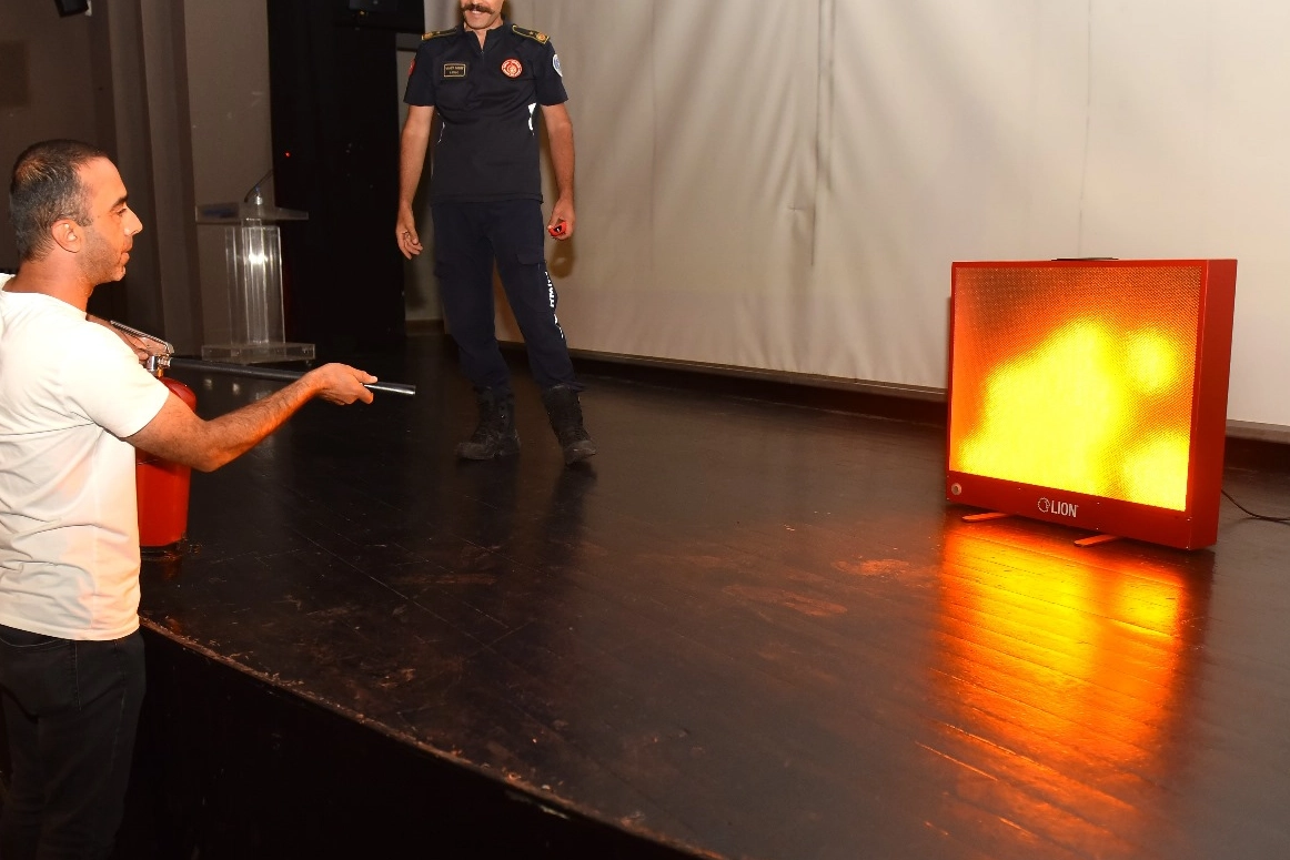 Bursa Yıldırım Belediyesi’nden çalışanlarına yangın eğitimi